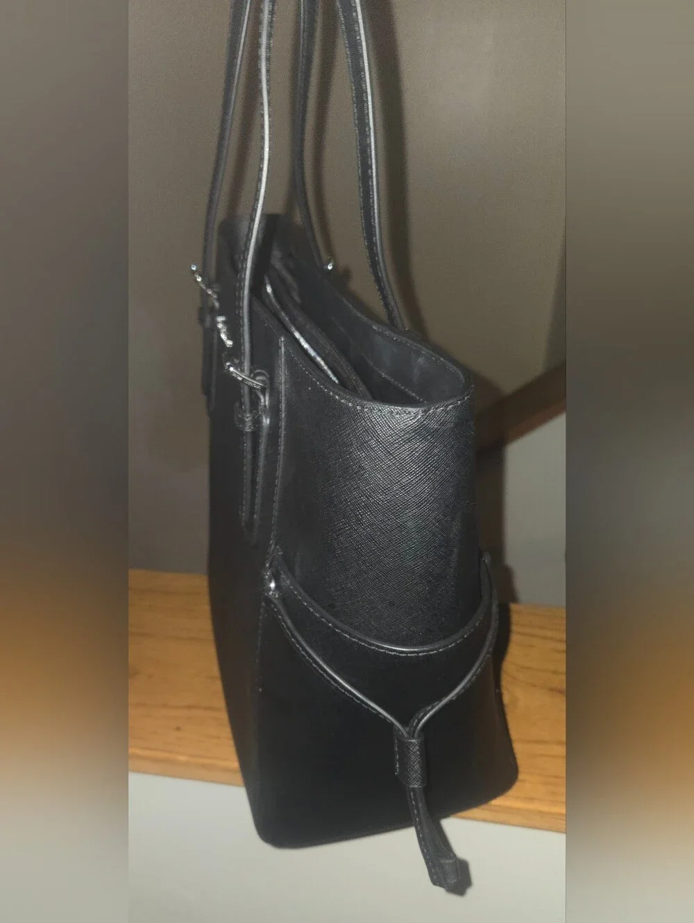 Nwot Michael Kors Black Voyager Leather Tote Bag
